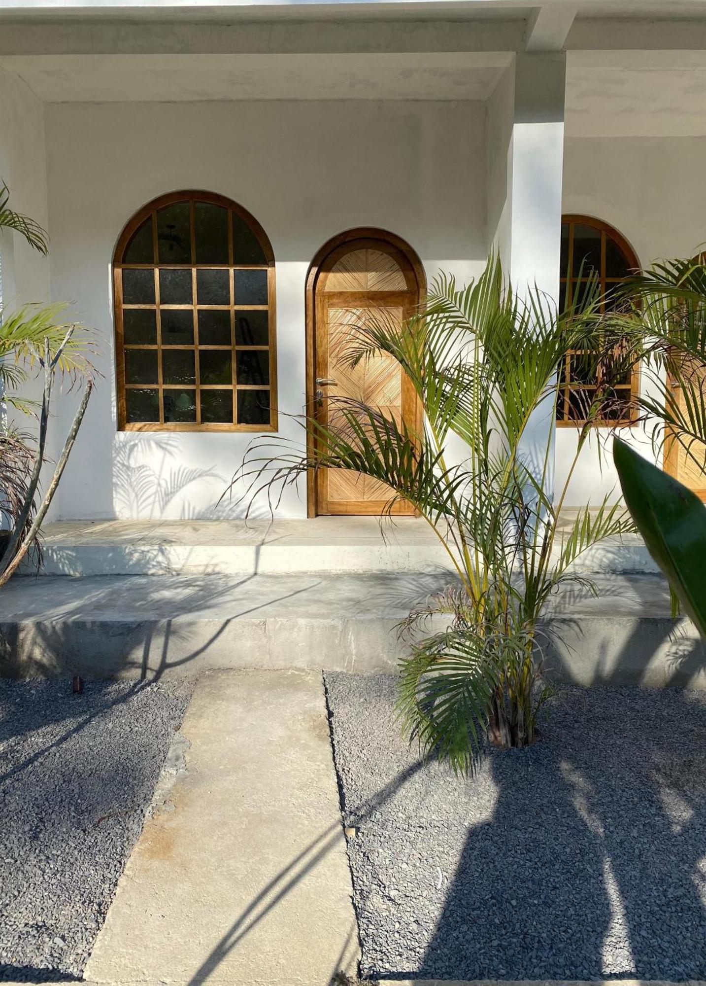 Palmhouse Boutique Hotel Kuta  Экстерьер фото
