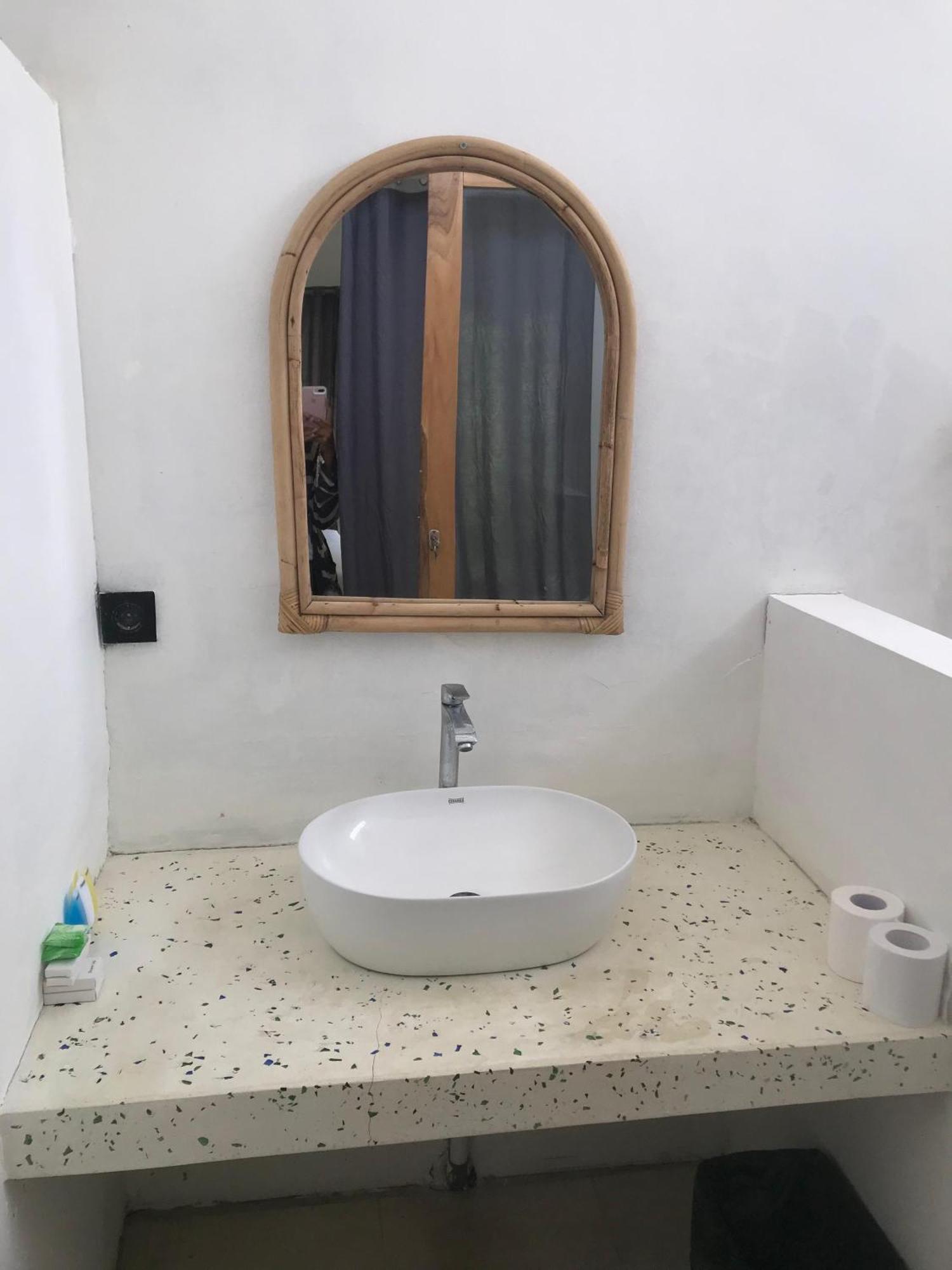 Palmhouse Boutique Hotel Kuta  Экстерьер фото